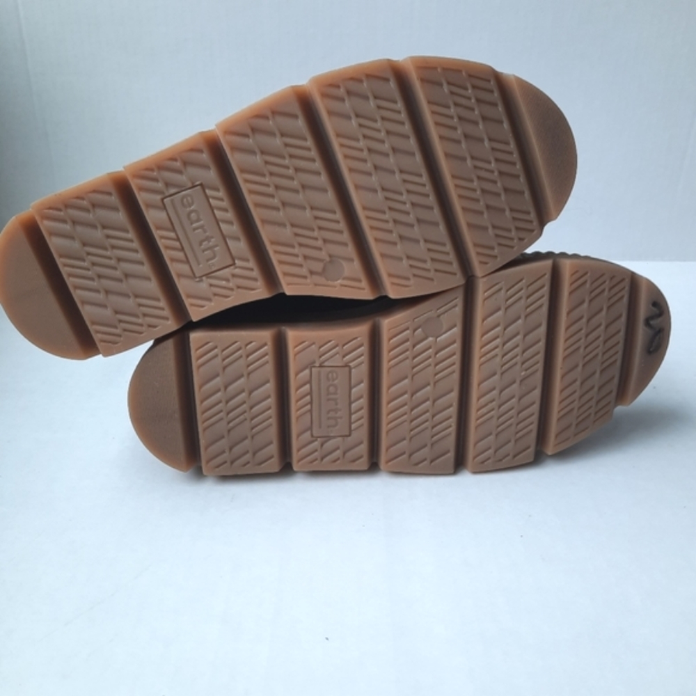 EARTH Vail Suede fur-lined Boot  NWOB - Picture 10 of 10